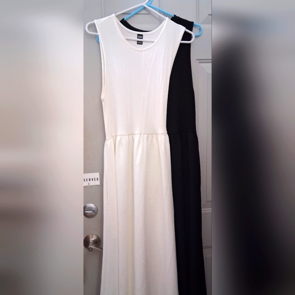 White Tank Maxi Dress! Pockets, Jersey Top, Poplin Skirt 1 For 15$